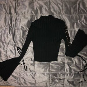 Black top flare sleeves